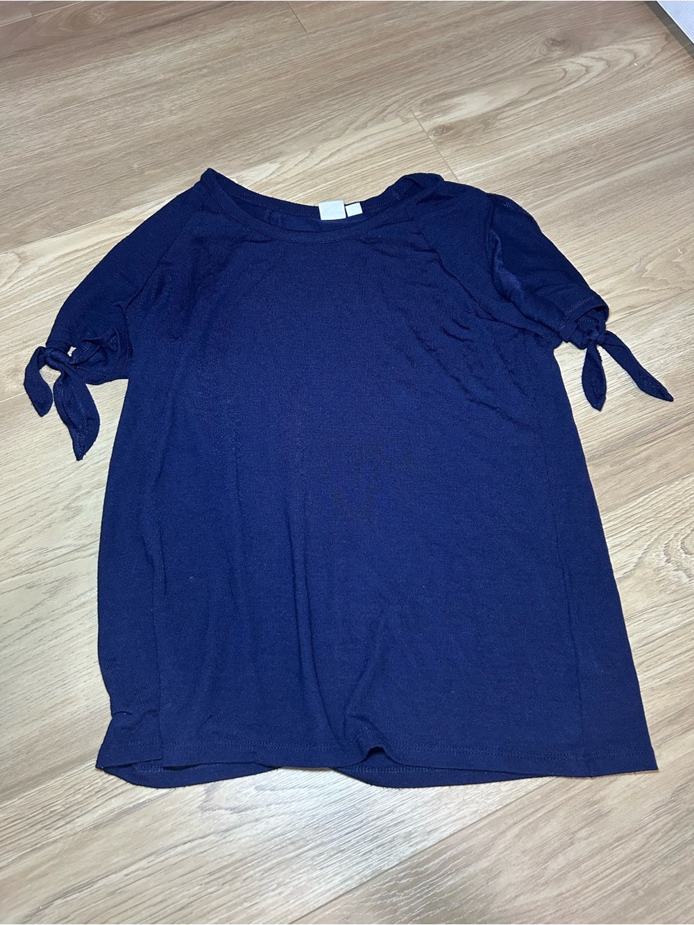 GAP Navy Short-Sleeve Tie-Sleeve Tee